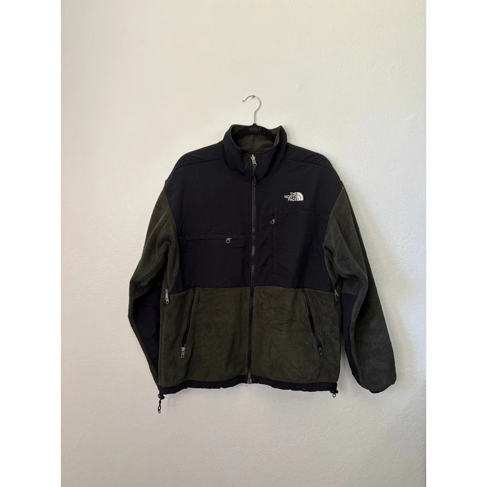 The North Face don hesitate
